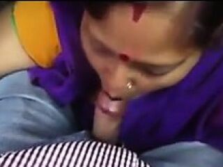 Desi maid blowjob to understand